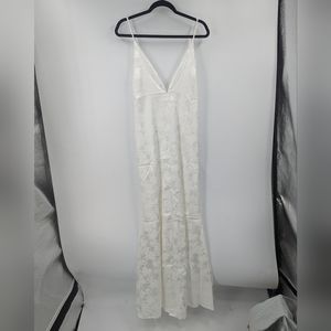 NWT LULUS Promise My Passion Bridal Maxi V-neck Sleeveless Spaghetti Strap Dress